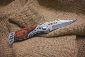 Folding knives can be carried concealed in the state of California