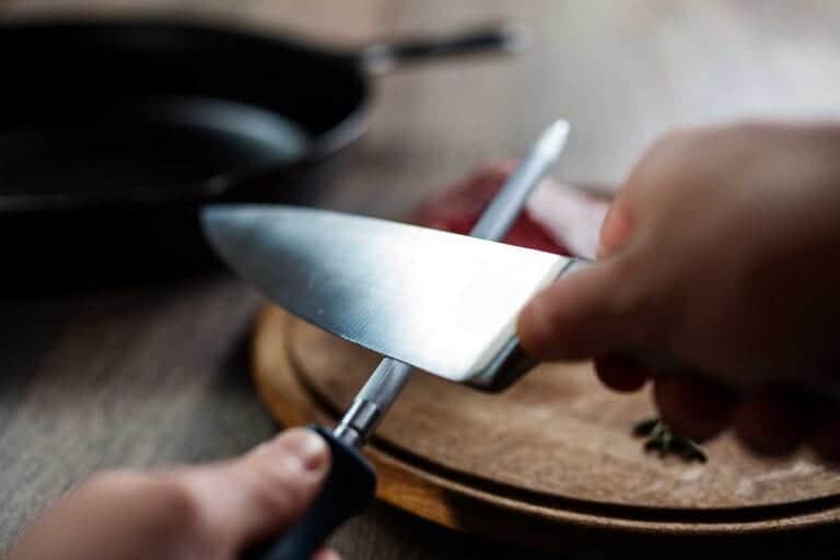 8 Ways To Tell If A Knife Is Sharp